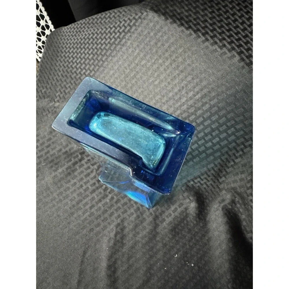 Unbranded blue rectangle